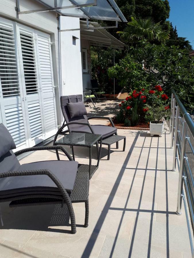 Apartment Mirella Rabac Buitenkant foto